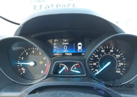 2017 Ford Escape Se from USA, damaged, VIN 1FMCU0GD5HUA54453